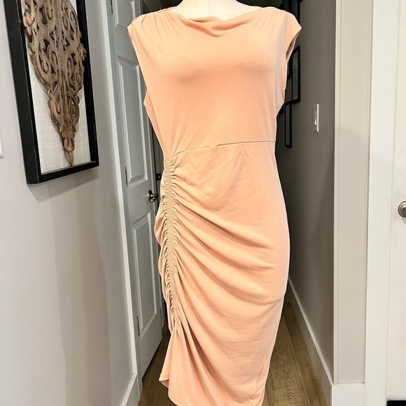GOTTEX peach long asymmetrical figure hugging long dress - Picture 3 of 12